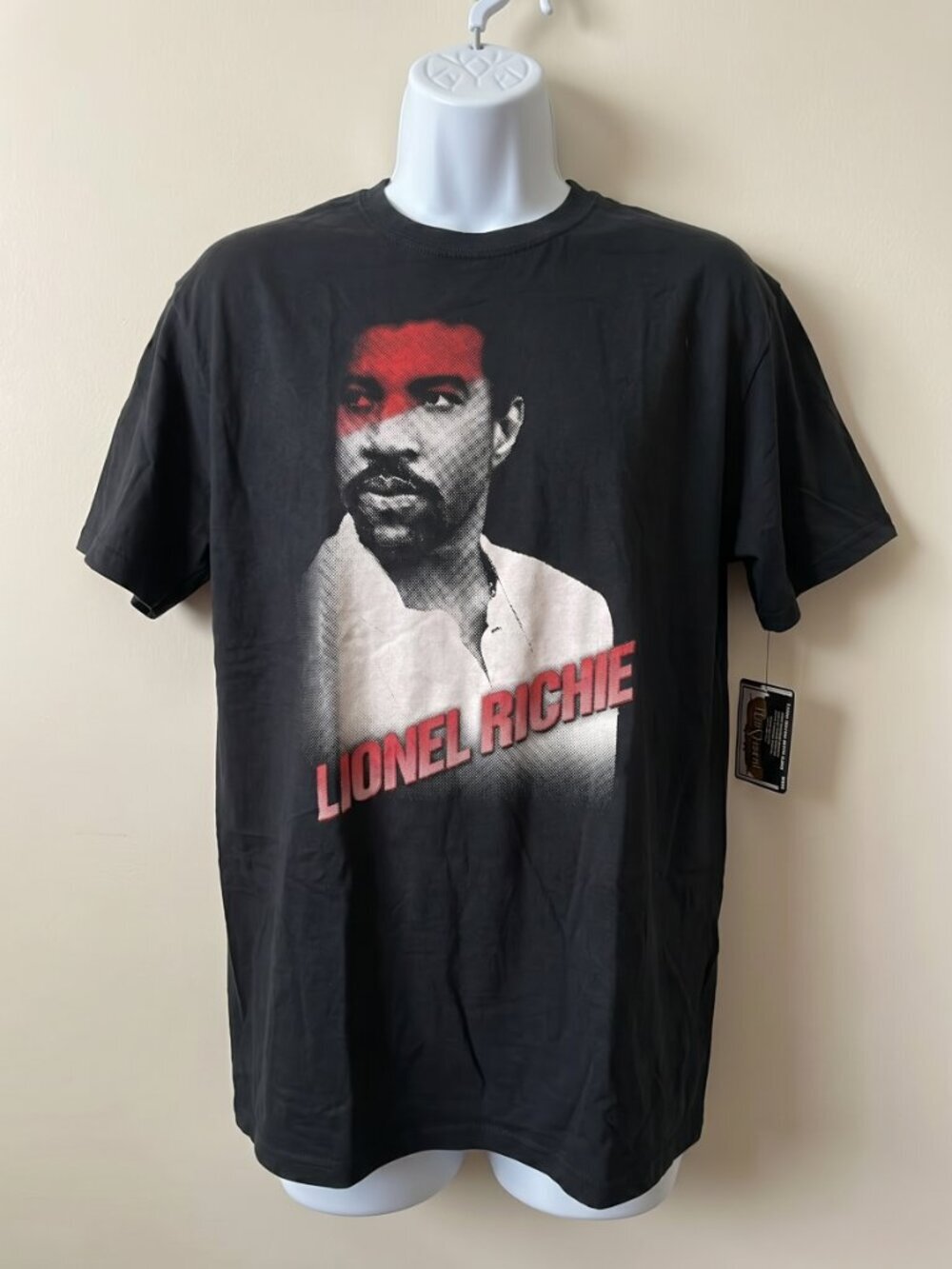 WOMENS  Lionel Richie Band TShirt (XL)